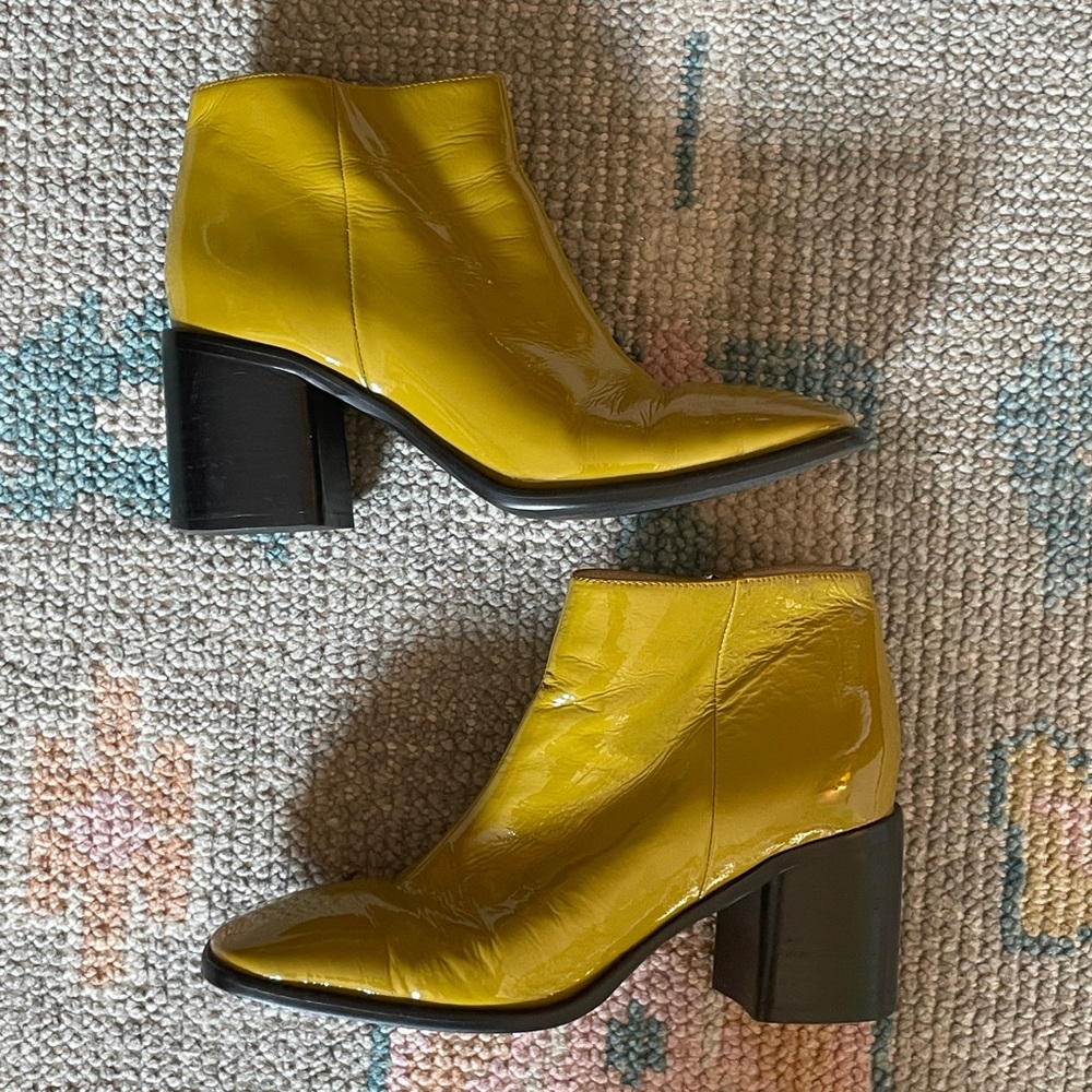 Intentionally Blank Bright Green Chunky Heel Ankle Boot